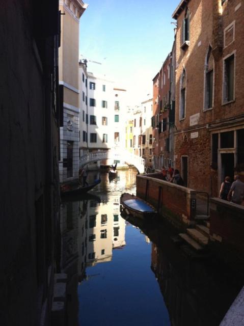 B&B Al Teatro With Canal View ヴェネツィア エクステリア 写真